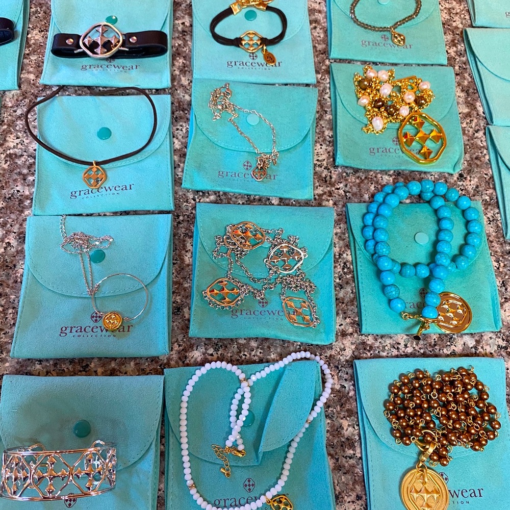 Gracewear Collection LOT Brand New!